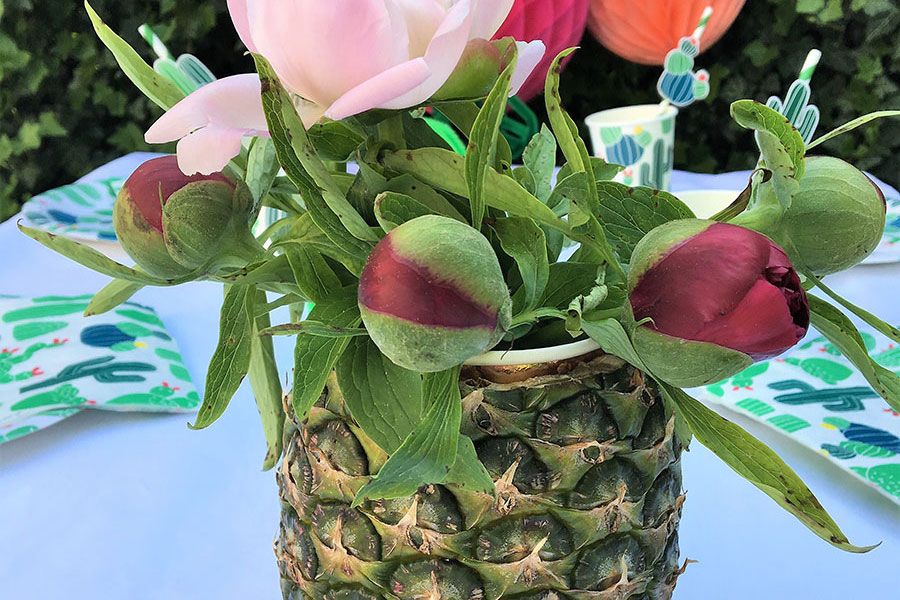 Bild für DIY-Ananas-Vase für den sommerlichen Kindergeburtstag
